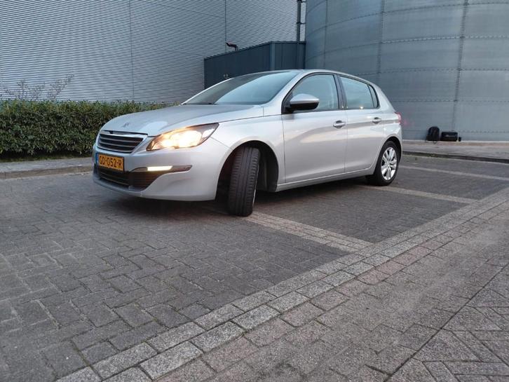 Peugeot 308 1.2E-THP 96KW/130PK 5-D 2014 Grijs, met Trekhaak, Auto's, Peugeot, Particulier, ABS, Airbags, Airconditioning, Alarm