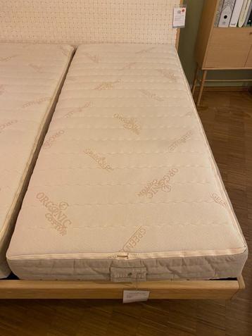 Showroommodel Greensleep natuurlatex matras stevig 90x200x23 beschikbaar voor biedingen