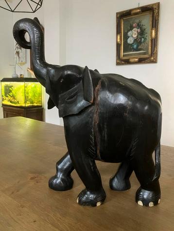 Handgesneden hardhouten olifant 44cm beschikbaar voor biedingen