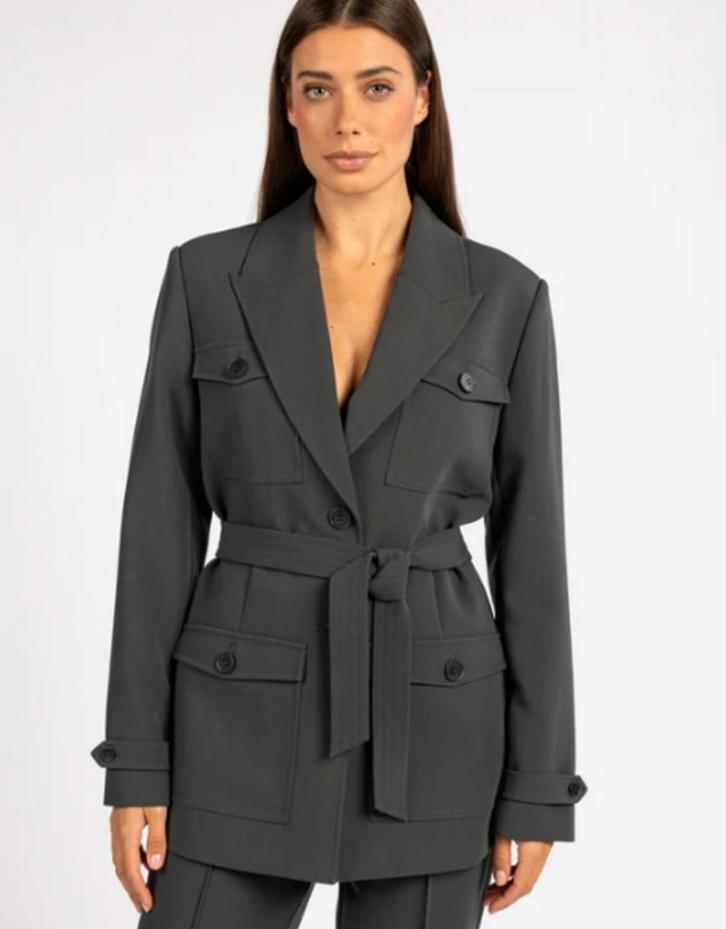 Aaiko blazer nieuw, Kleding | Dames, Jasjes, Kostuums en Pakken, Nieuw, Jasje, Maat 36 (S), Groen, Ophalen of Verzenden