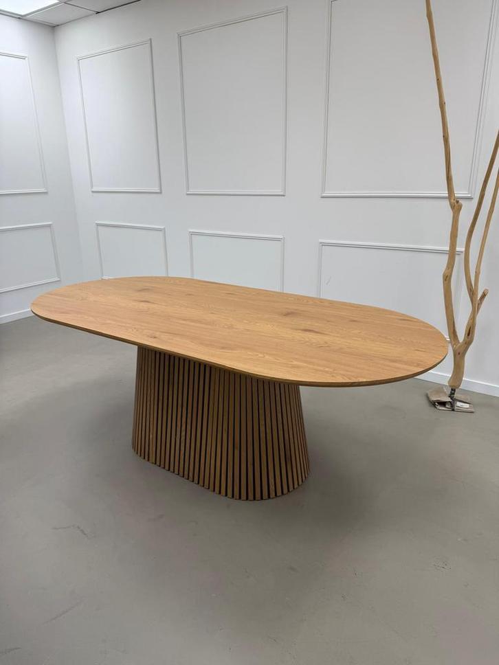 Kick eettafel Mika ovaal, Huis en Inrichting, Tafels | Eettafels, Nieuw, 100 tot 150 cm, 200 cm of meer, Vijf personen of meer