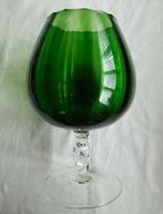 Retro vintage groot groen glas bocaal vaasje gedraaide voet, Ophalen of Verzenden