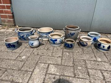 10 keulse potten beschikbaar voor biedingen