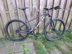 Mountainbike Trek Marlin 5 , frame L , wielen 29 inch, Fietsen en Brommers, Ophalen, Hardtail, Heren, Zo goed als nieuw