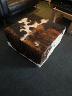 poef van koeienhuid, Ophalen, Gebruikt, Vierkant, Leer
