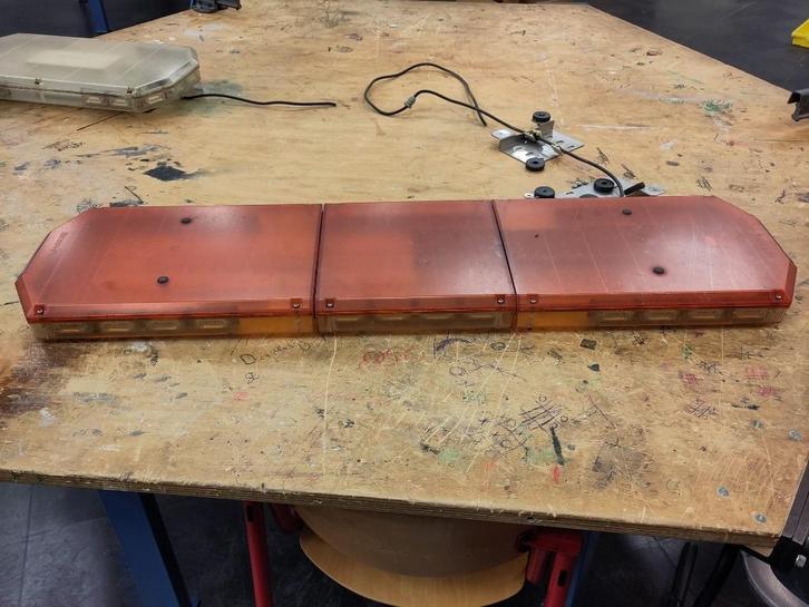Zwaaibalk/Flitsbalk - Megaflash Spartan SB3 - 110 cm amber, Auto diversen, Auto-accessoires, Gebruikt, Ophalen