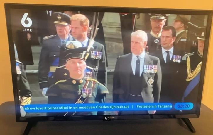 Smart TV LG 32 inch, Audio, Tv en Foto, Televisies, Zo goed als nieuw, LCD, Full HD (1080p), LG, 50 Hz, Smart TV, Ophalen