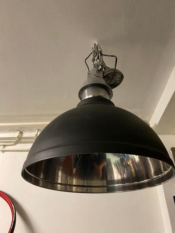 Industriële hanglamp plafond beschikbaar voor biedingen