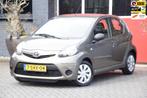 Toyota Aygo 1.0 12V VVT-i 2013 5 Deurs Airco nieuwe apk, Voorwielaandrijving, Stof, 4 stoelen, Origineel Nederlands