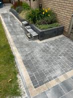 GRATIS Klinkers 10,5x10,5x5cm blauw en geel. Circa 5,5m2., Ophalen, Beton, 5 tot 10 m², Klinkers