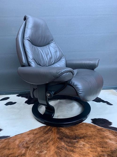 Onberispelijke Stressless Voyager relaxfauteuil, Huis en Inrichting, Fauteuils, Zo goed als nieuw, Leer, Ophalen of Verzenden