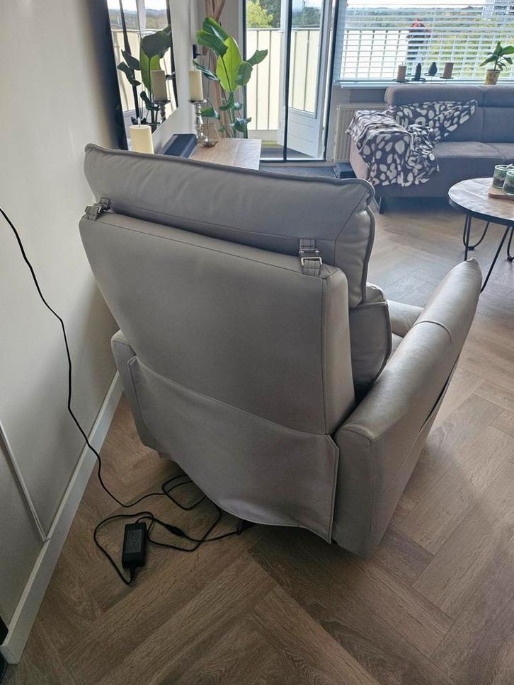 Relax Massage Stoel - Heerlijk Ontspannen!, Huis en Inrichting, Fauteuils, Zo goed als nieuw, Kunststof, Leer, 75 tot 100 cm, 75 tot 100 cm