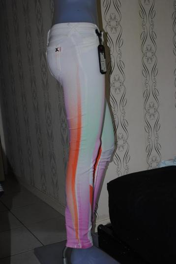 MET jeans nieuwe (169,-) italiaans merk jeans mt 36 (27)  beschikbaar voor biedingen