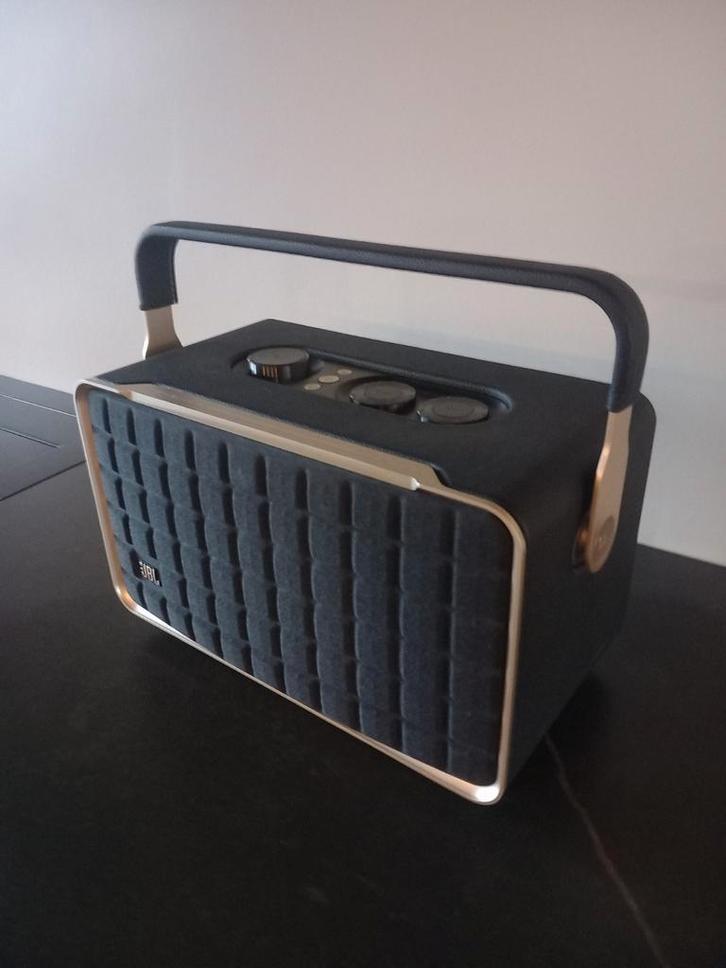 JBL AUTHENTICS 300  NIEUWSTAAT......, Audio, Tv en Foto, Luidsprekers, Zo goed als nieuw, Front, Rear of Stereo speakers, 120 watt of meer