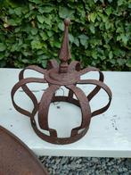 Gietijzeren kroon., Ophalen of Verzenden