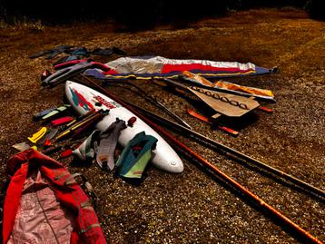 Zeer Complete Windsurf Set + Unieke IJszeiler beschikbaar voor biedingen
