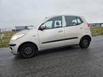 Hyundai i10 1.1 I 5DR 2008 Beige APK 14-01-27 PLUS service, Auto's, Hyundai, Voorwielaandrijving, Stof, 4 cilinders, 400 kg