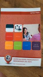 MTW PWG, gespecialiseerd pedagogisch medewerker, mbo, Ophalen of Verzenden, Zo goed als nieuw, Overige niveaus, Nederlands