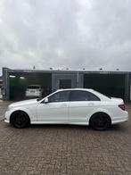 Mercedes-Benz C-Klasse 3.0 C280 Sedan 4MATIC AUT 2009 Wit, Auto's, Mercedes-Benz, Automaat, 1800 kg, 1535 kg, Vierwielaandrijving