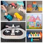 Houten speelgoed pakket auto's puzzel slotjes enz, Ophalen of Verzenden, Zo goed als nieuw, Rij- of Hobbelspeelgoed