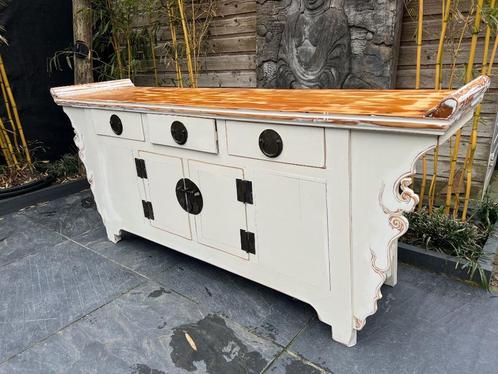 Chinees dressoir Chinese brocante kast wit creme 208 cm, Huis en Inrichting, Kasten | Dressoirs, Gebruikt, 200 cm of meer, 50 tot 75 cm