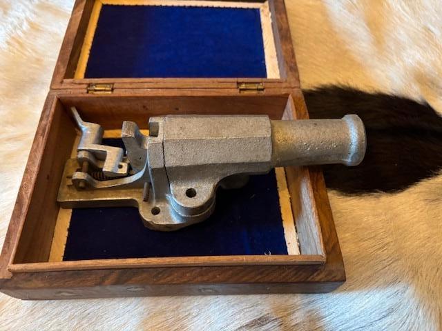 Zeer mooi Frans valkanon kal 16, Antiek en Kunst, Antiek | Overige Antiek, Ophalen of Verzenden