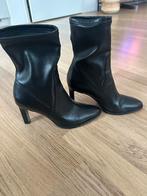 Notre V , zwarte enkellaarsjes, maat 38, Ophalen of Verzenden, Zo goed als nieuw, Zwart, Lage of Enkellaarzen