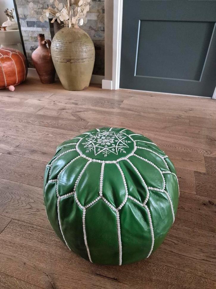 Lederen Marrakesh Poef - 40x30 cm, Huis en Inrichting, Banken | Voetenbanken en Poefen, Minder dan 50 cm, Leer, Ophalen of Verzenden