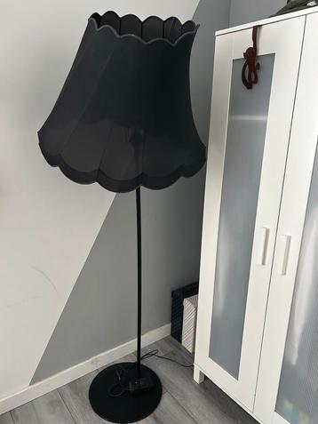 Retro, staande lamp, zwart - Flown UP  like Zuiver, izgs beschikbaar voor biedingen