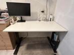 IKEA sta/zit bureau, Huis en Inrichting, Bureaus, Ophalen, In hoogte verstelbaar, Zo goed als nieuw, Stabureau