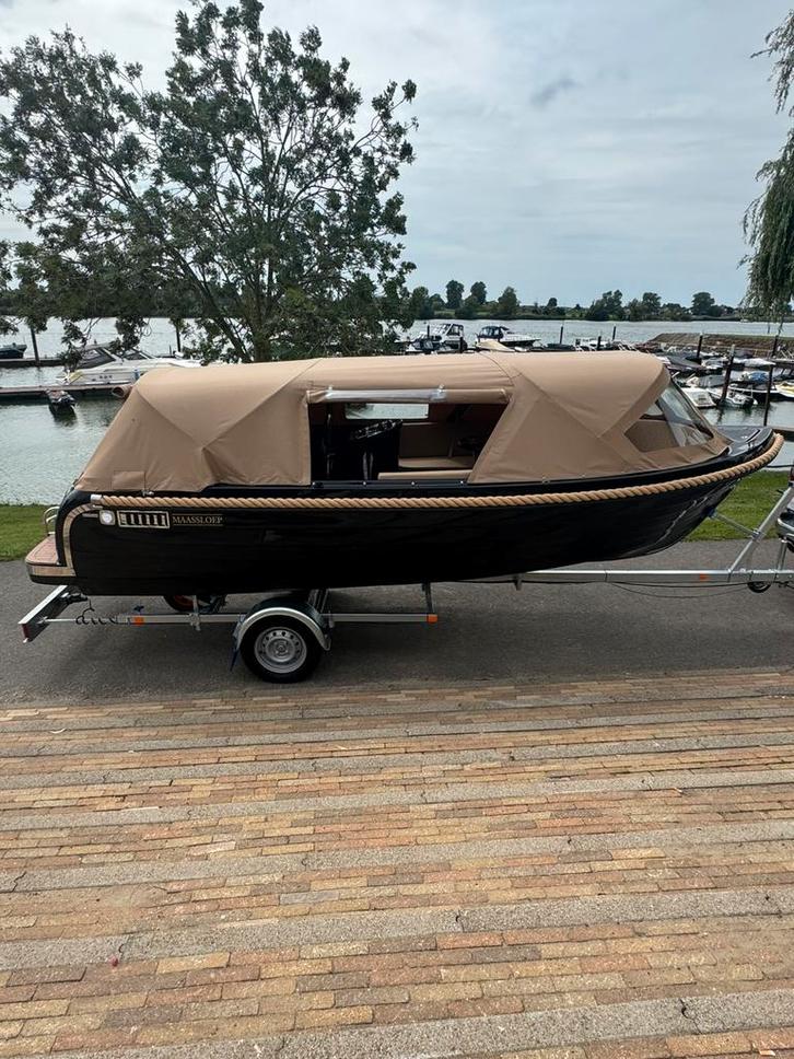 Maassloep 570 honda 20pk NIEUW KAMPEER EDITION! Full opties!, Watersport en Boten, Sloepen, Zo goed als nieuw, 10 tot 30 pk, 3 tot 6 meter