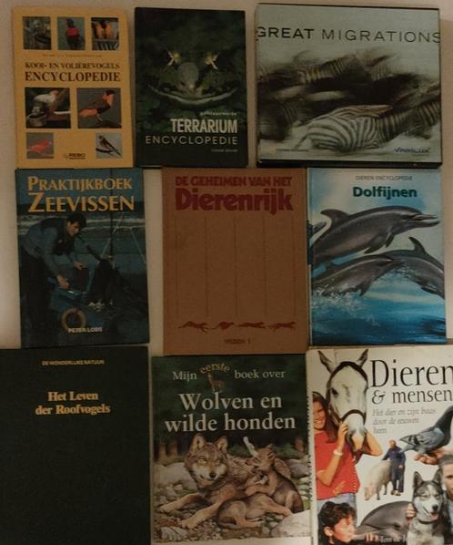 Het leven van vissen vogels en andere diersoorten €4ps setje, Boeken, Encyclopedieën, Zo goed als nieuw, Dieren, Ophalen of Verzenden