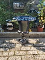 Gietijzeren tuin vaas hoogte 65.00 Breed 50.00, Tuin en Terras, Tuinvazen, Ophalen, Zo goed als nieuw