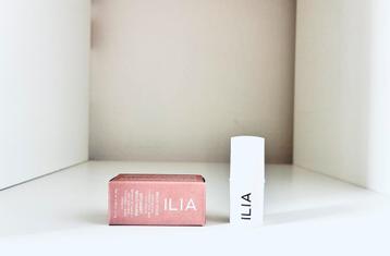 Ilia, Multi-Stick 2 in 1 Blush & Lip beschikbaar voor biedingen