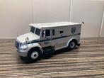 International Durastar armored truck First Gear Gepantserde, Ophalen of Verzenden, Zo goed als nieuw, Bus of Vrachtwagen, Overige merken