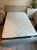 Sklum Lorea opbergruimte boxspring 140x200 + matras, Huis en Inrichting, Ophalen, Tweepersoons, 140 cm, Zo goed als nieuw