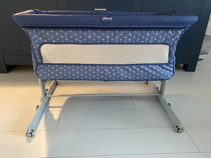 Co-sleeper Next2Me Chicco, Kinderen en Baby's, Babywiegjes en Ledikanten, Zo goed als nieuw, Ledikant, Ophalen