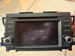 Te koop orginele radio mazda cx5, Auto diversen, Autoradio's, Ophalen, Zo goed als nieuw
