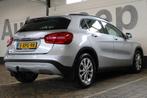 Mercedes-Benz GLA 200 Prestige | Incl. 12 maanden garantie |, Voorwielaandrijving, Gebruikt, Leder en Stof, Bedrijf
