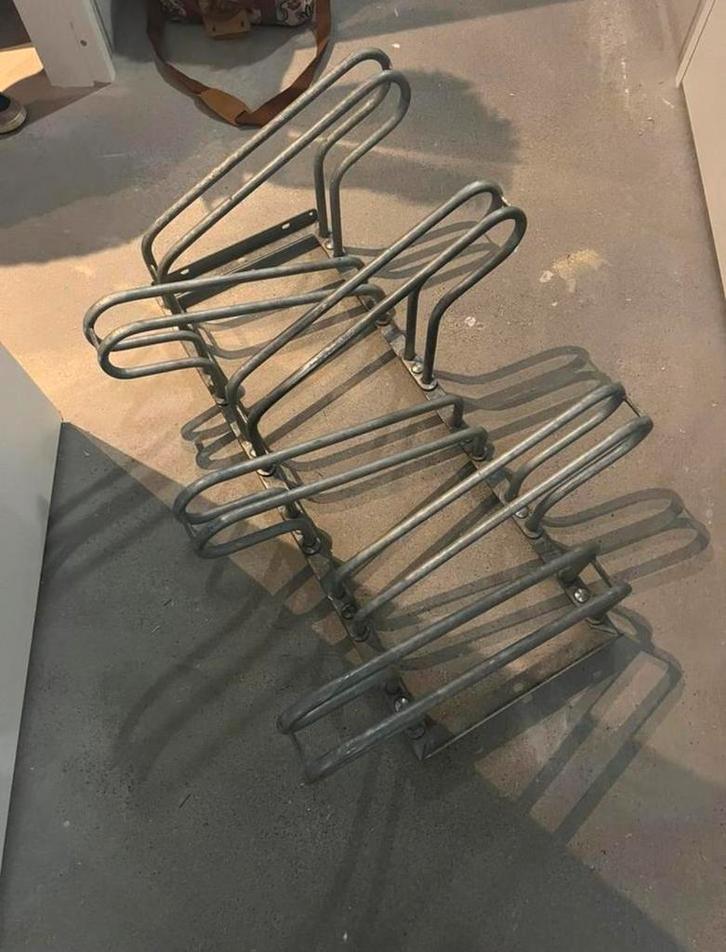 Fietsenrek voor 6 fietsen - Stevig!, Fietsen en Brommers, Fietsaccessoires | Fietsenrekken, Gebruikt, Ophalen