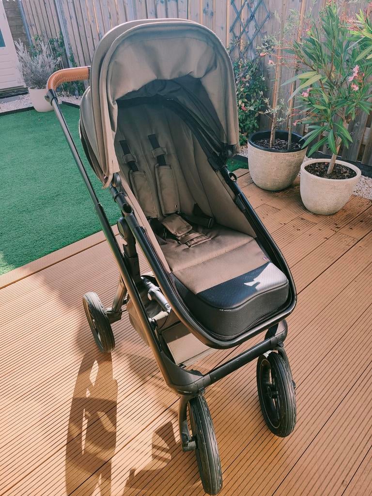 Dubatti One kinderwagen khaki groen met accessoires, Gebruikt, Verstelbare duwstang, Ophalen, Kinderwagen