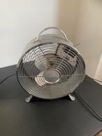 Aangeboden retro Vinted ventilator chroom, Witgoed en Apparatuur, Ventilatoren, Ophalen of Verzenden, Zo goed als nieuw, Tafelventilator