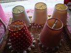 7 lampenkapjes per stuk te koop licht blauw rose en rood, Huis en Inrichting, Lampen | Lampenkappen, Rond, Nieuw, Ophalen of Verzenden