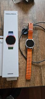 Samsung galaxy watch 6 classic 43mm, zilver, Sieraden, Tassen en Uiterlijk, Smartwatches, Ophalen of Verzenden, Zo goed als nieuw