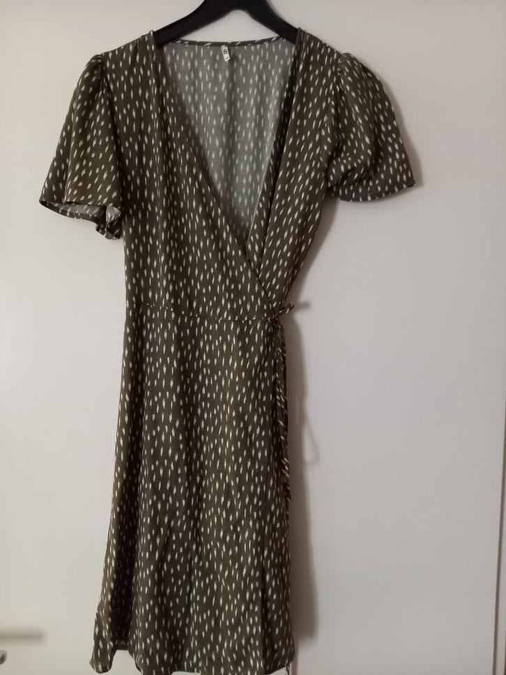 2 Zomerjurkjes, knielamg, maat xs/34, Kleding | Dames, Jurken, Gedragen, Maat 34 (XS) of kleiner, Groen, Knielengte, Ophalen of Verzenden