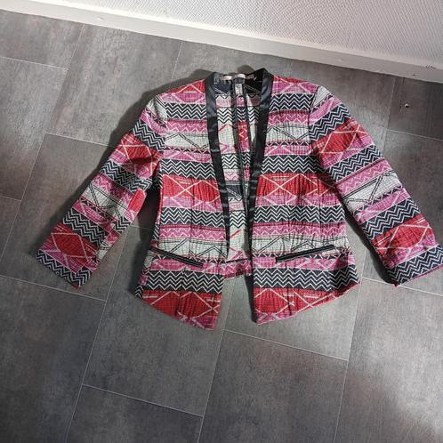 Jasje/ colbertje in rood/zwart/wit tinten, Kleding | Dames, Jasjes, Kostuums en Pakken, Zo goed als nieuw, Jasje, Maat 38/40 (M)