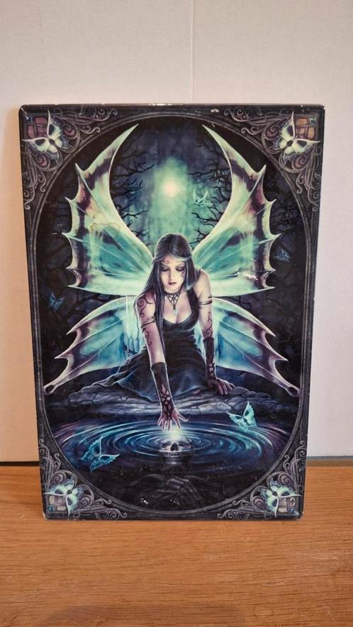 Keramische tegel 'Immortal Flight' van Anne Stokes, Huis en Inrichting, Woonaccessoires | Schilderijen, Tekeningen en Foto's, Zo goed als nieuw