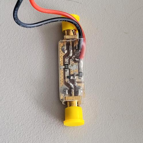 Low-Noise Amplifier (LNA) - Signaalversterker, Hobby en Vrije tijd, Elektronica-componenten, Gebruikt, Ophalen of Verzenden