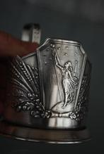 Sovjet theeglas Vrouw met Spoetnik in haar hand, sterren, Ophalen of Verzenden