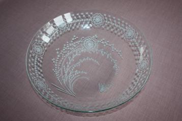 Puntgave dunne glazen koekjesschaal  beschikbaar voor biedingen